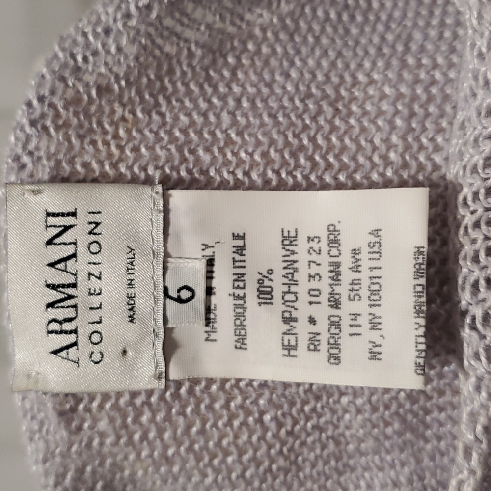 Armani collections size 6 linen mix light purple top.